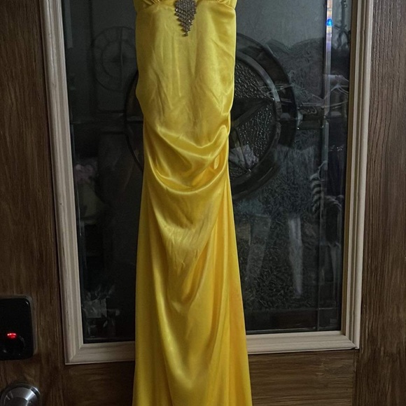 Prom/casual dresses - Picture 15 of 15
